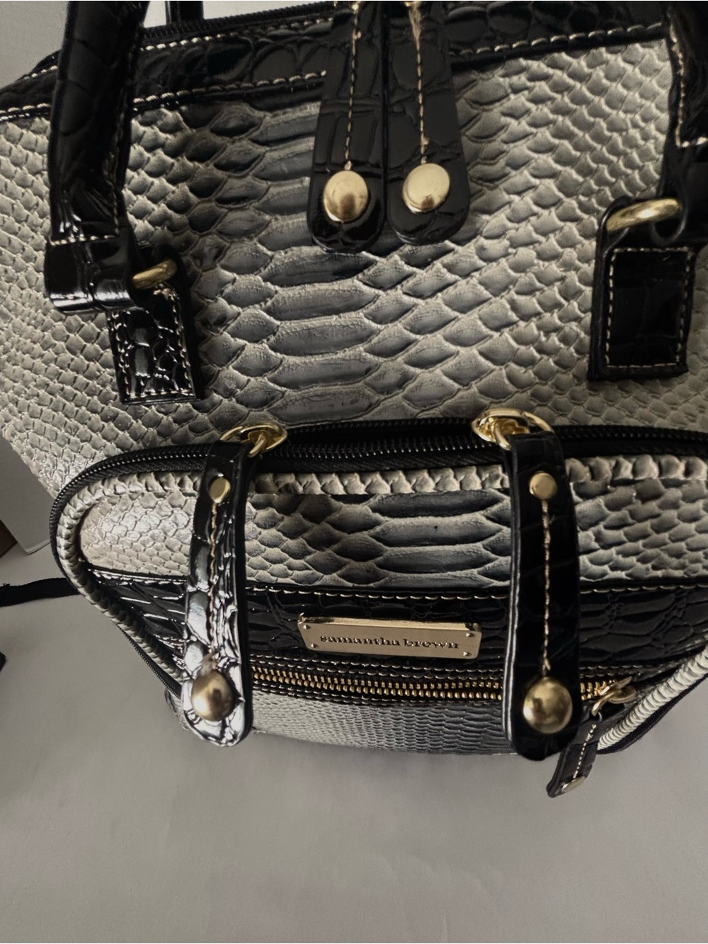 NEW! SAMANTHA BROWN OMBRO CROCO EMBOSSED BACKPACK/CARRY ON BLACK WHITE - Picture 3 of 15